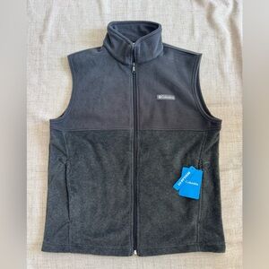 BNWT Men’s Columbia Vest - Size Medium